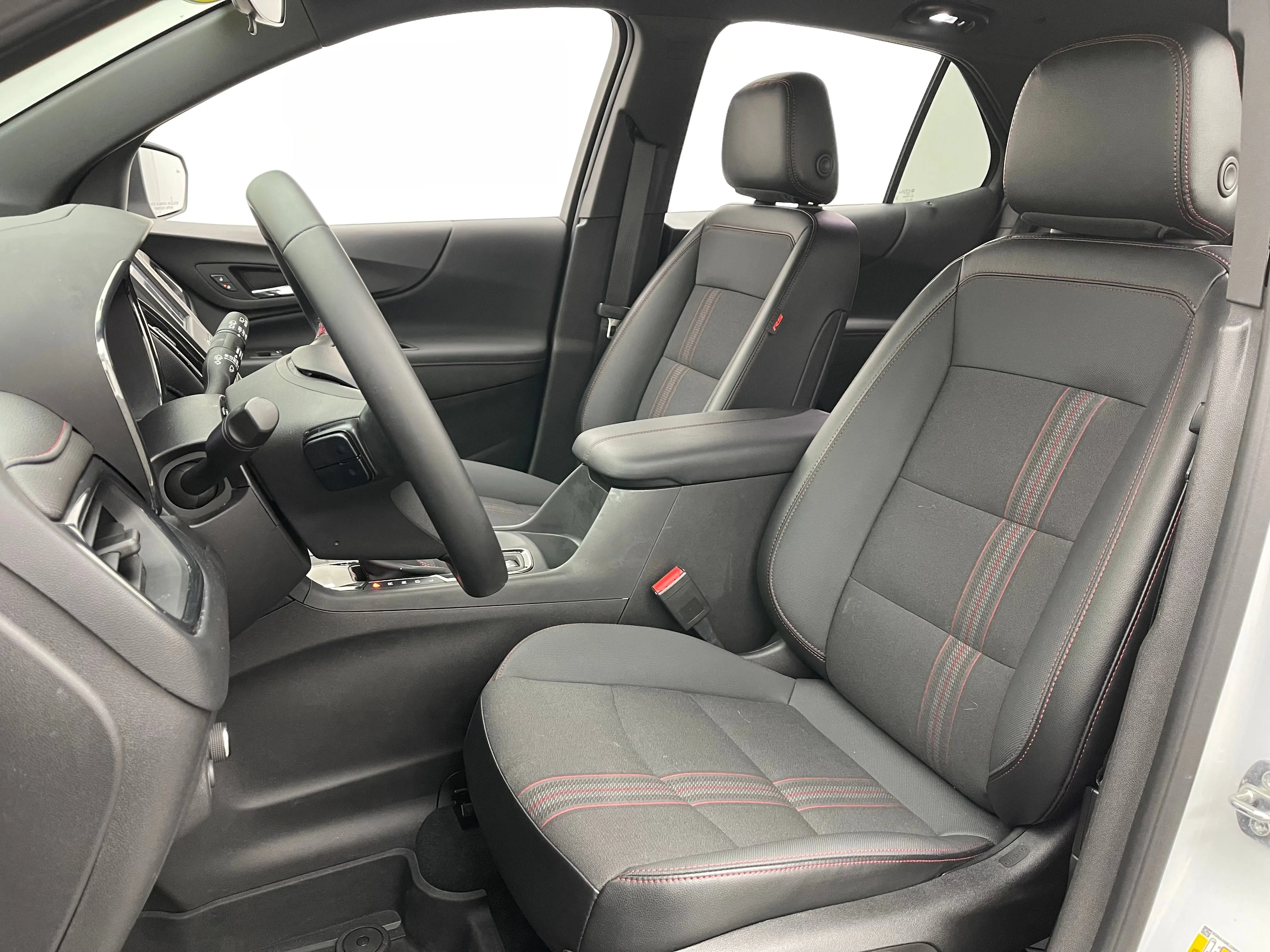 Used 2023 Summit White Chevrolet RS image 18