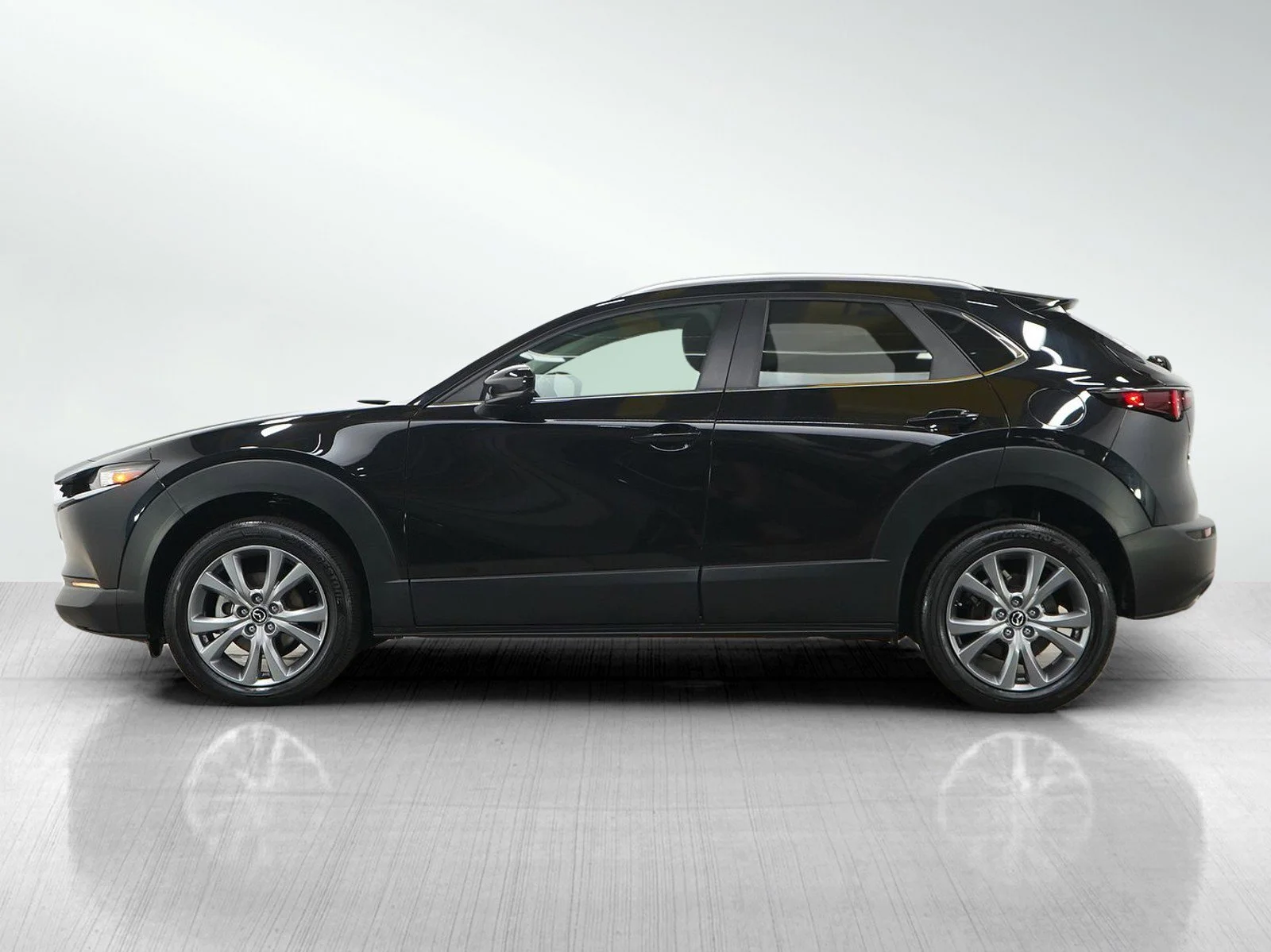 Used 2023 Mazda CX-30 Preferred with VIN 3MVDMBCM8PM588221 for sale in Burnsville, Minnesota