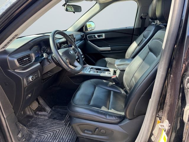 Used 2020 Black Metallic Ford XLT image 9
