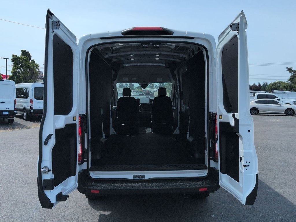 New 2026 Oxford White Ford Cargo Van image 64