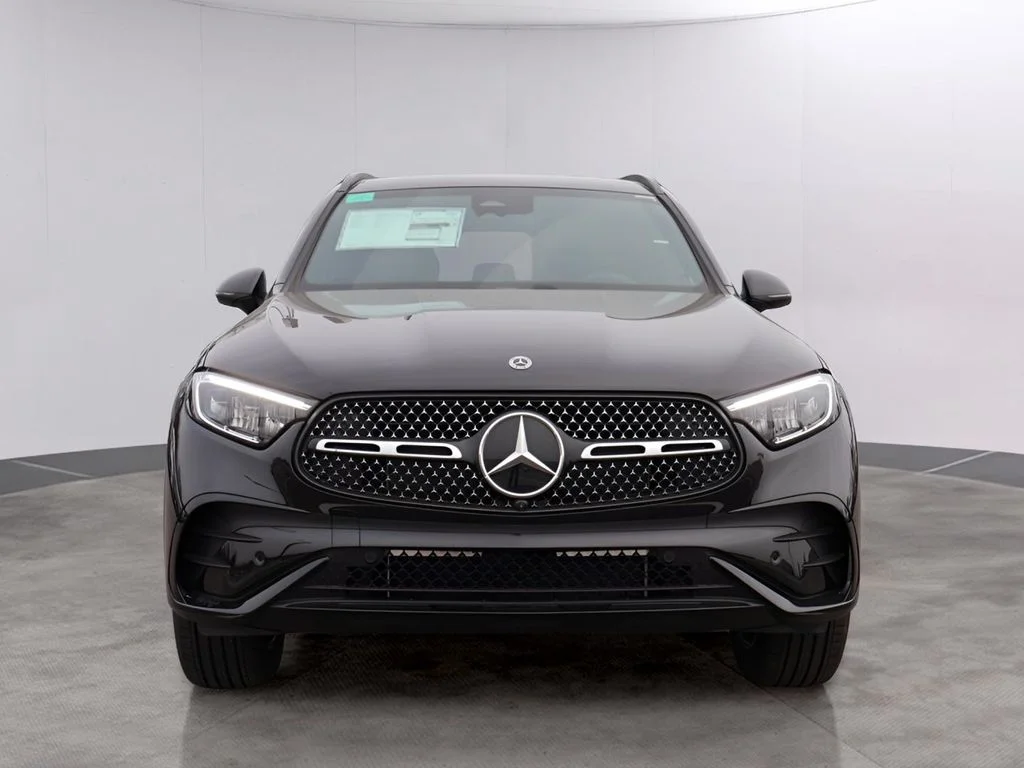 New 2026 Obsidian Black Metallic Mercedes-Benz GLC 300 image 2