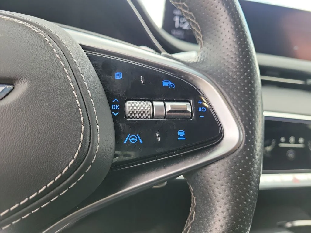 Used 2022 Gray Genesis 3.5T Sport image 17