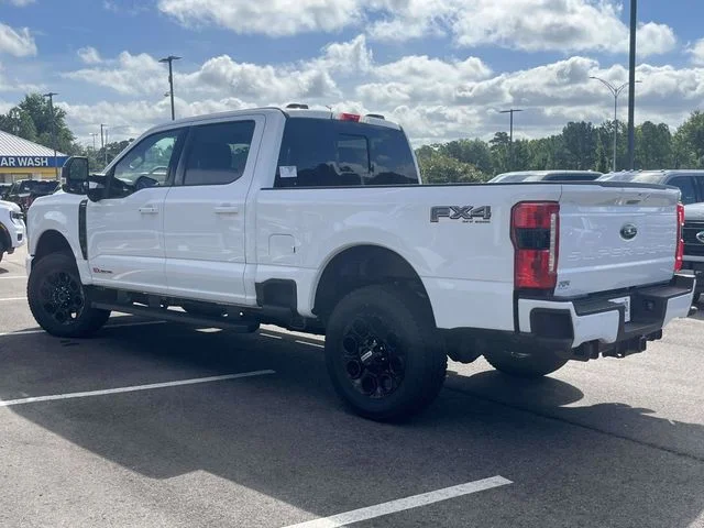 New 2026 Oxford White Ford Lariat image 4