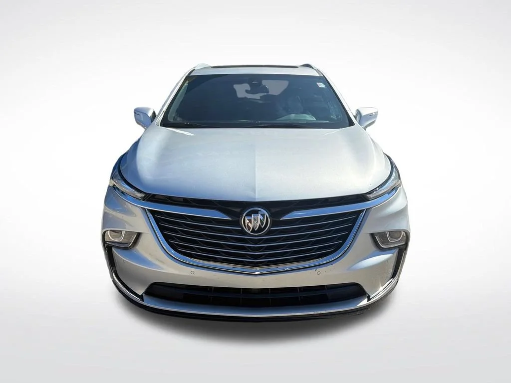 Certified Used 2022 Includes Pitch Dark Night lower exterior accent color.) Buick Essence image 8