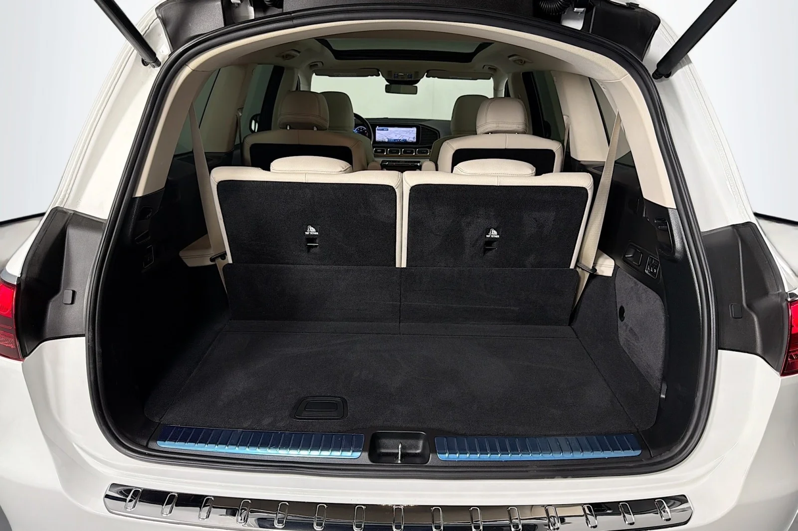 Certified Used 2024 Polar White Mercedes-Benz GLS 450 image 24