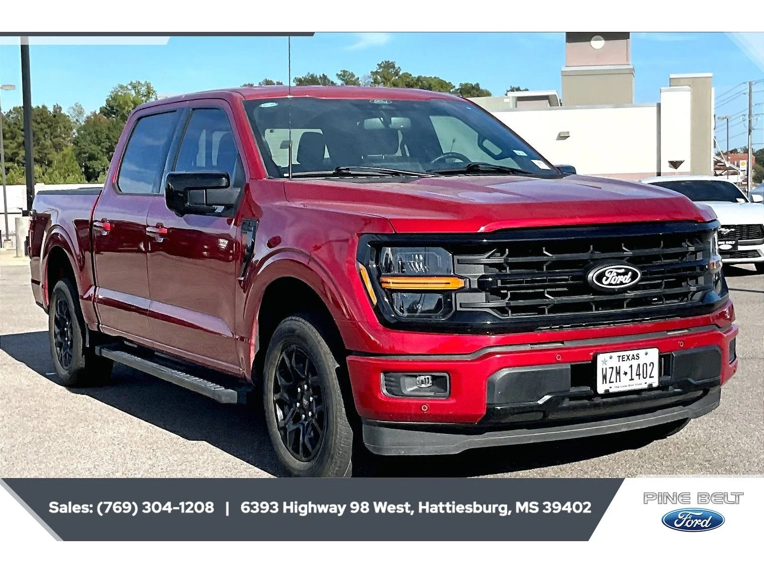 Used 2025 Rapid Red Metallic Tinted Clearcoat Ford XLT image 2