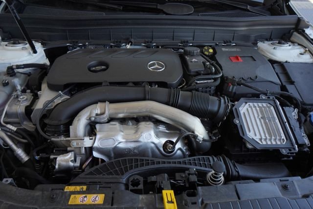 Used 2026  Mercedes-Benz GLB 250 image 29