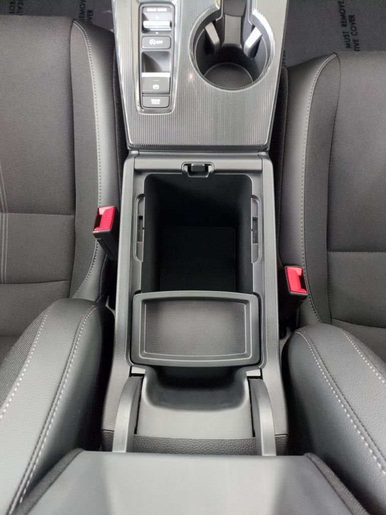 2025 Honda Civic Hatchback Sport - Photo 28
