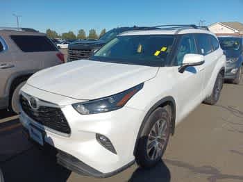 2024 Toyota Highlander