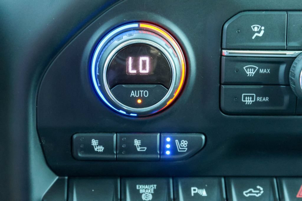 2021 Chevrolet Silverado 2500HD LTZ - Photo 29