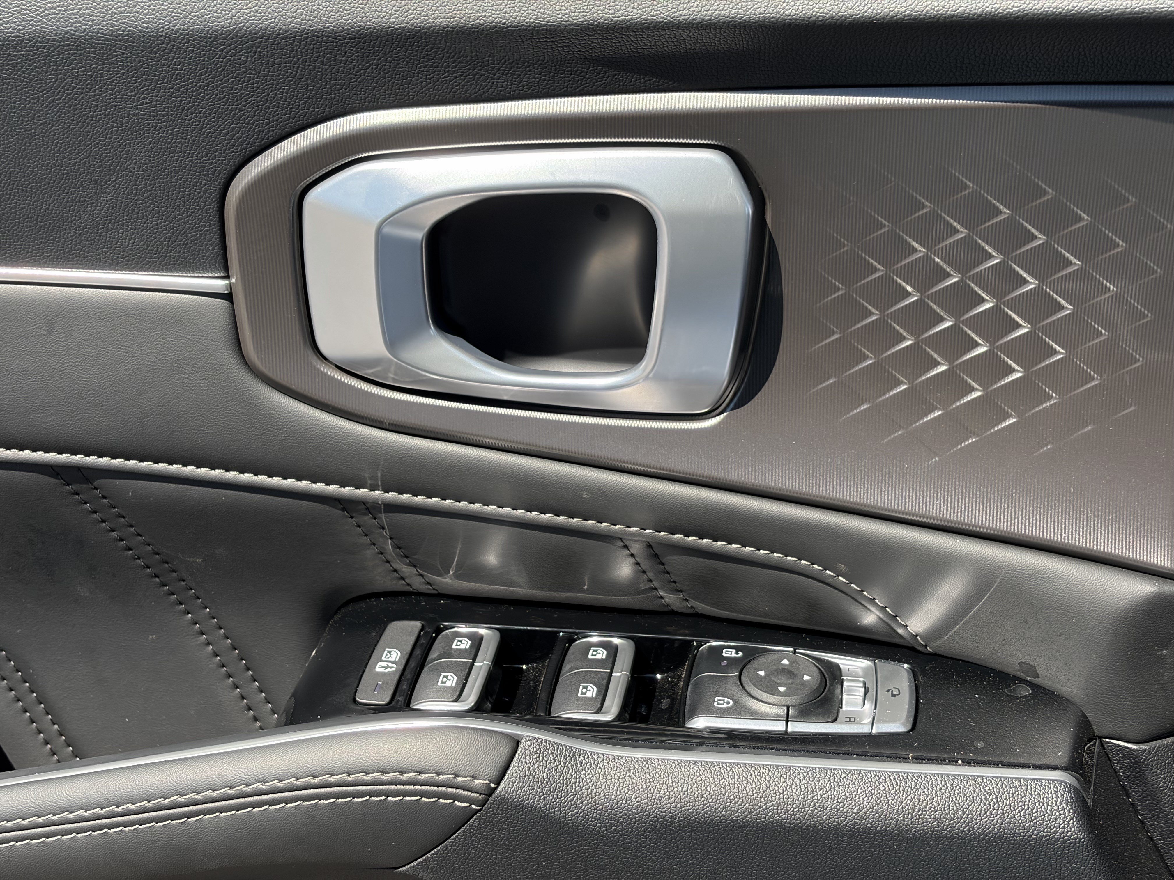 New 2026 Ebony Black Kia SX image 20