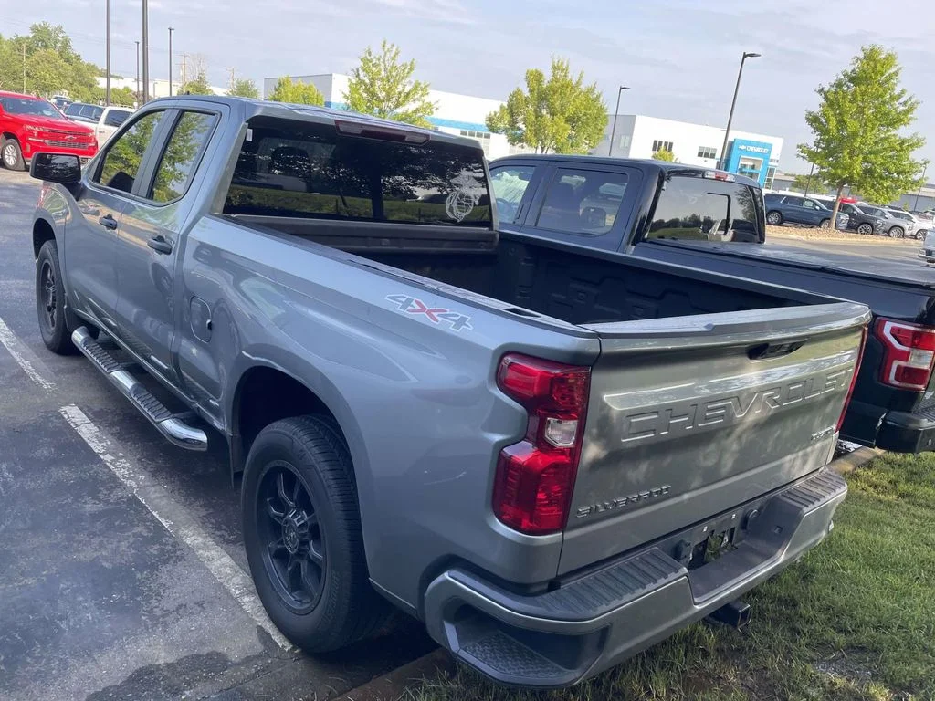 Used 2025 Sterling Gray Metallic Chevrolet Custom image 4