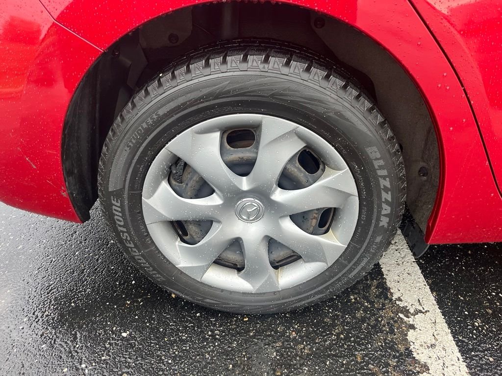 Used 2015 Red Mazda i Sport image 31