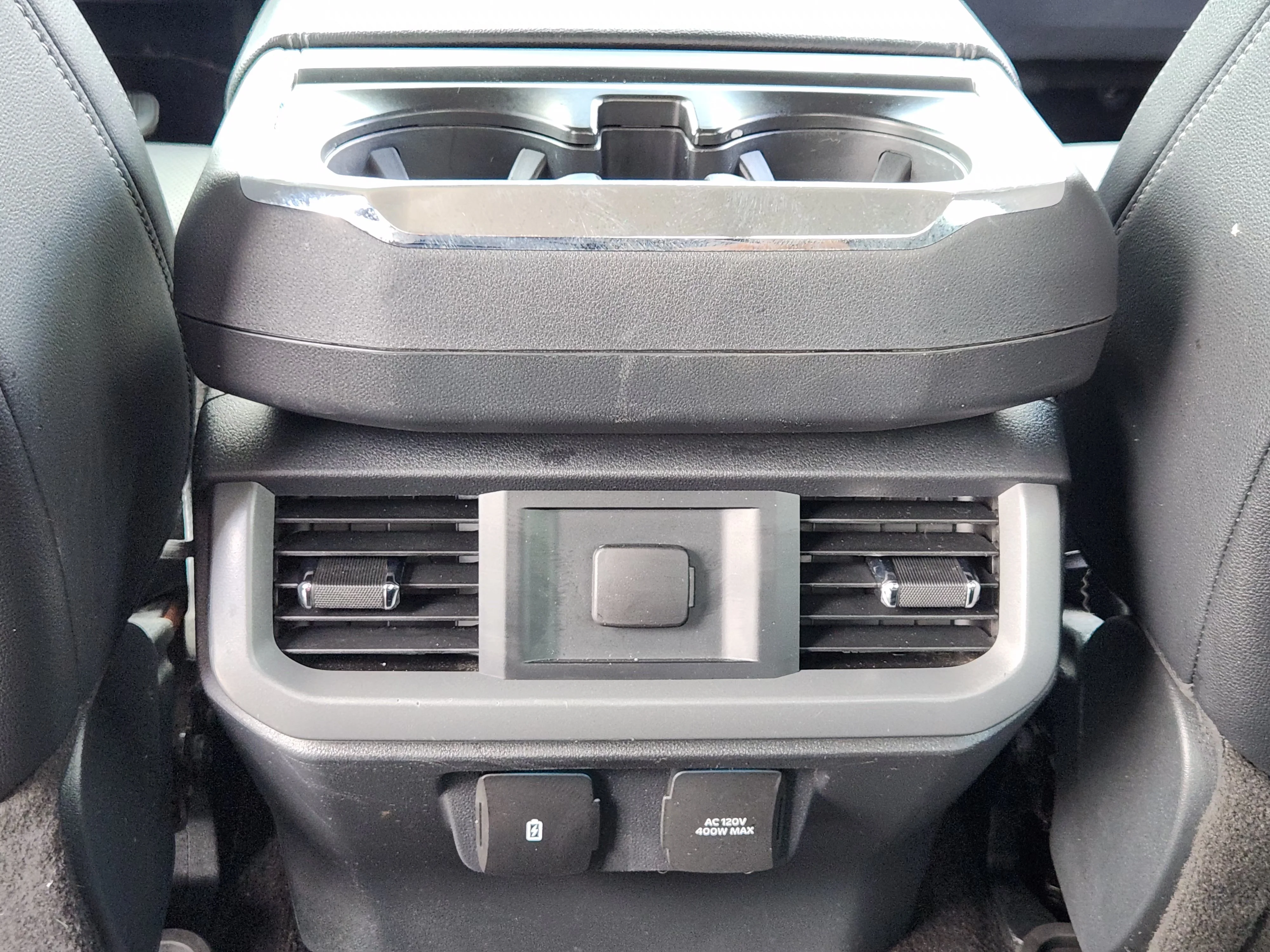 Used 2021  Ford Lariat image 30