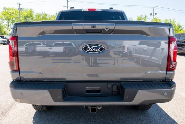 New 2026 Gray Metallic Ford XLT image 6