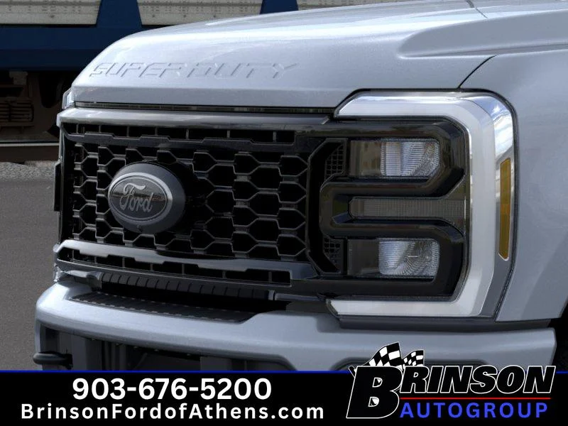 New 2026 Glacier Gray Metallic Tri-Coat Ford F-250® Lariat® image 17