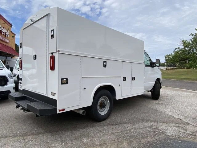 New 2026 White Ford Base image 3