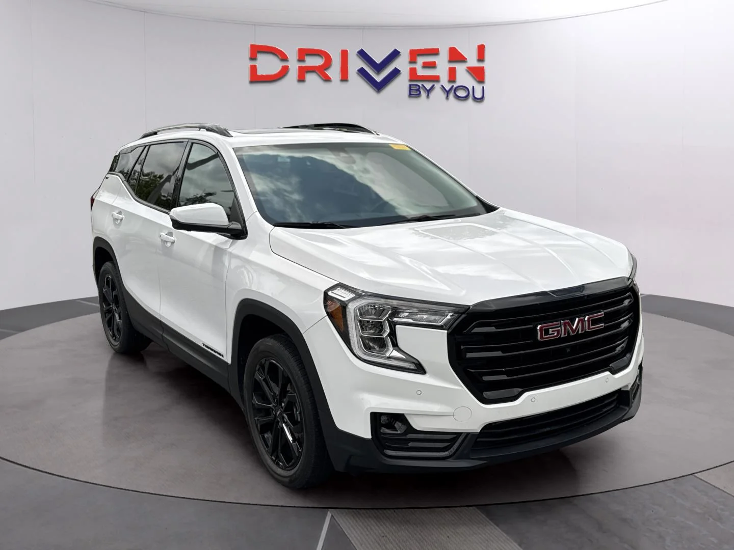 Used 2022 Summit White GMC SLT image 8