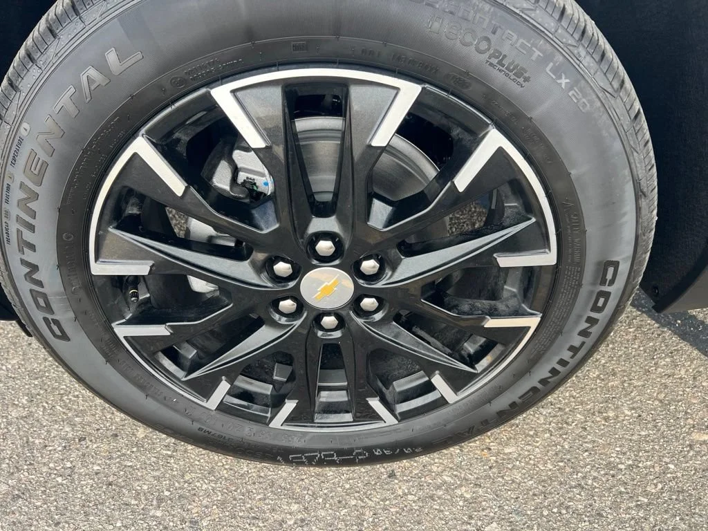 New 2026 Sterling Gray Metallic Chevrolet LT image 36