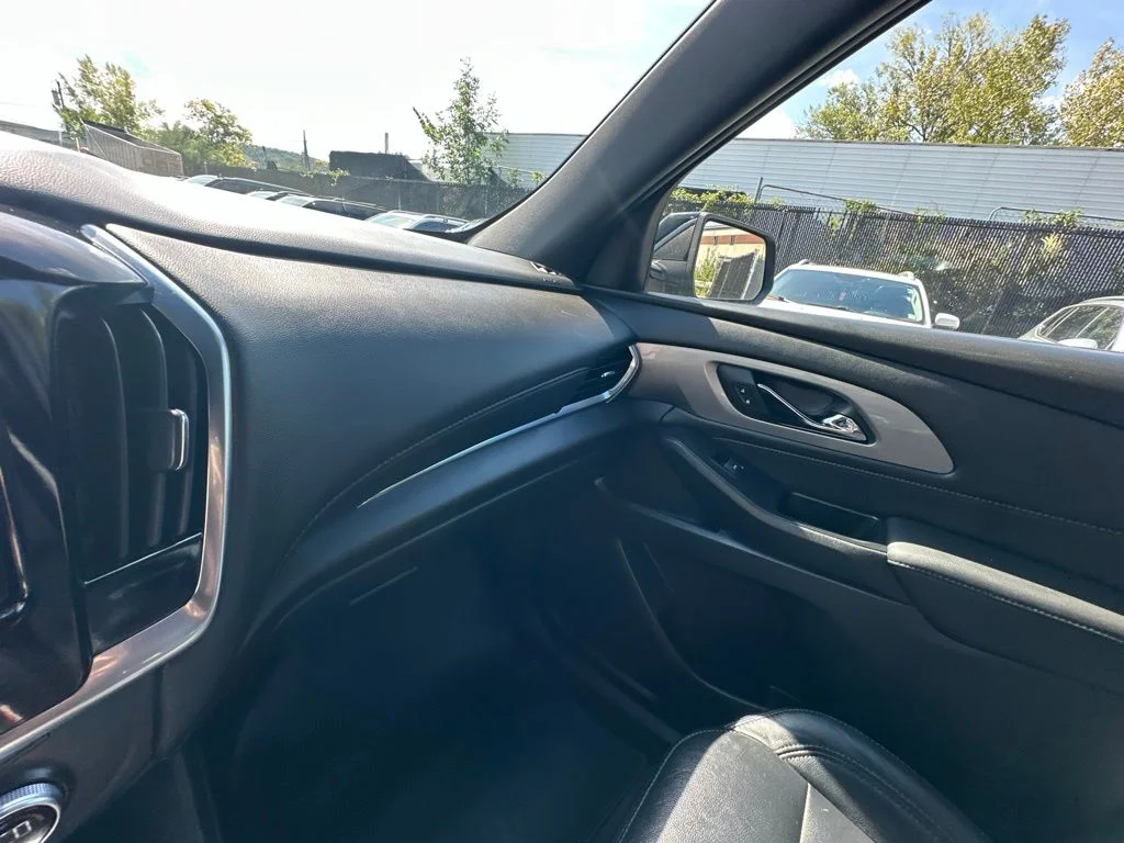 Used 2024 Black Chevrolet LT Cloth image 19