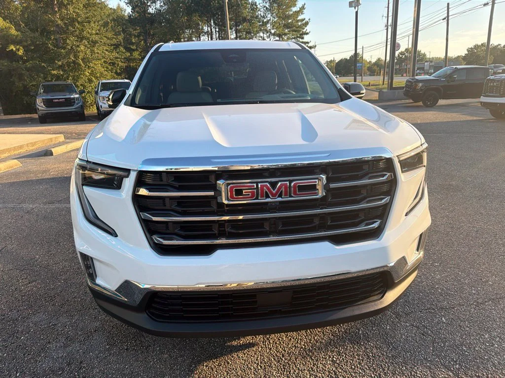 New 2027 Summit White GMC Elevation image 8