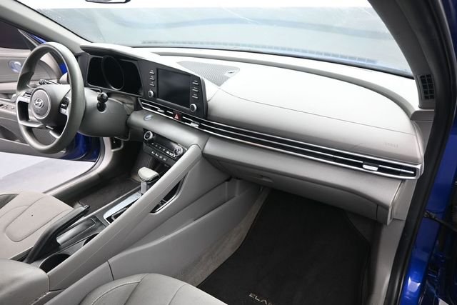 Used 2023 Blue Hyundai SEL image 24