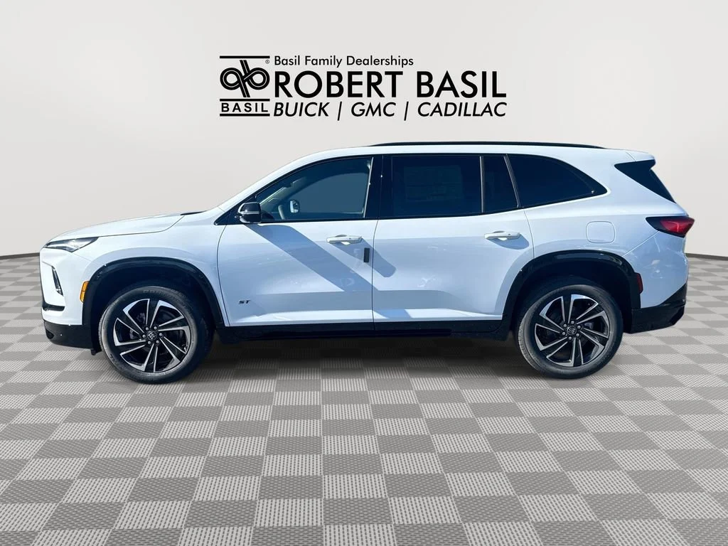 New 2026 Iridescent White Tricoat Buick Sport Touring image 5