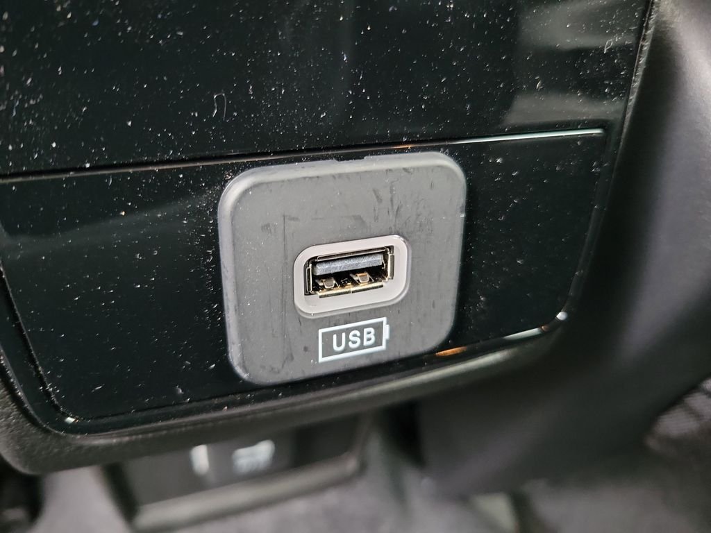 New 2026 Fathom Blue Pearl Coat Jeep Latitude image 11