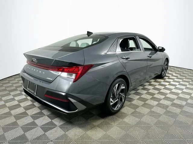 New 2026 Hyundai ELANTRA Limited