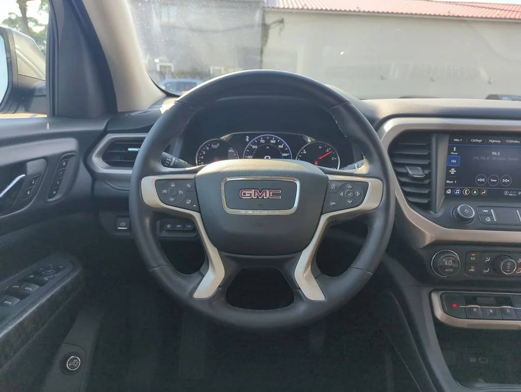 Used 2023 Silver GMC Denali image 16
