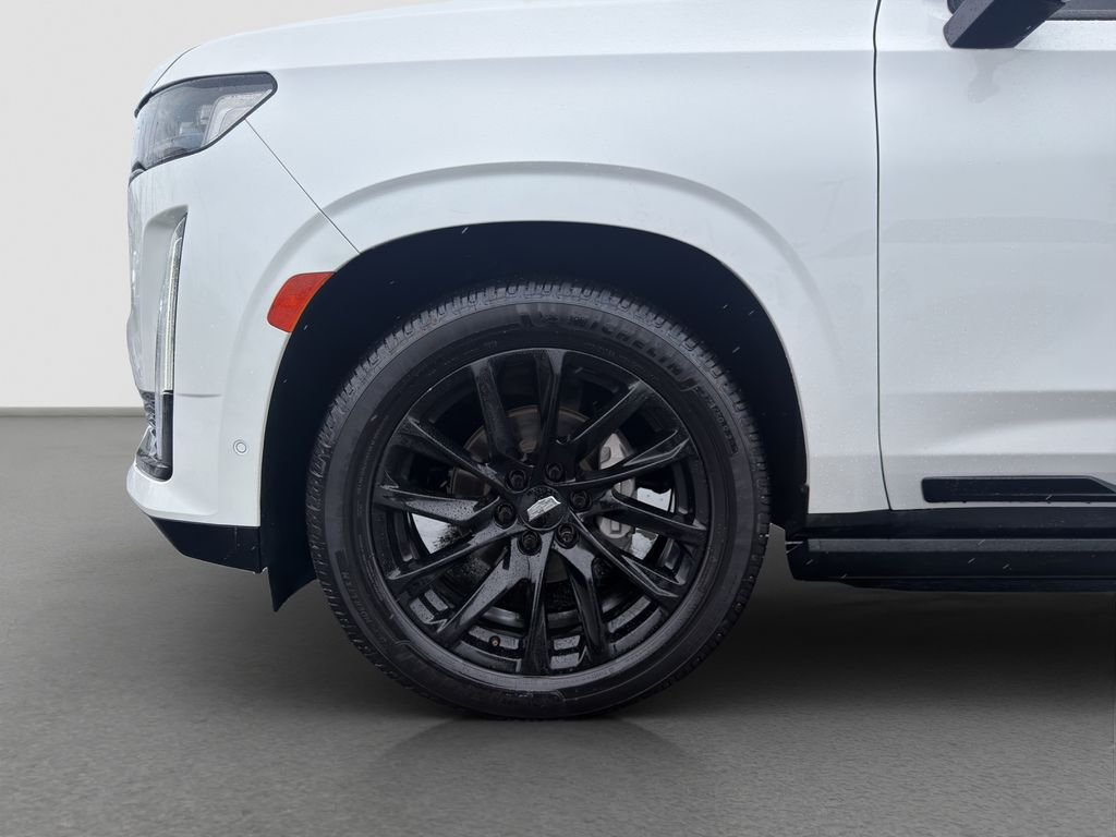 Used 2022 White Cadillac Sport Platinum image 20