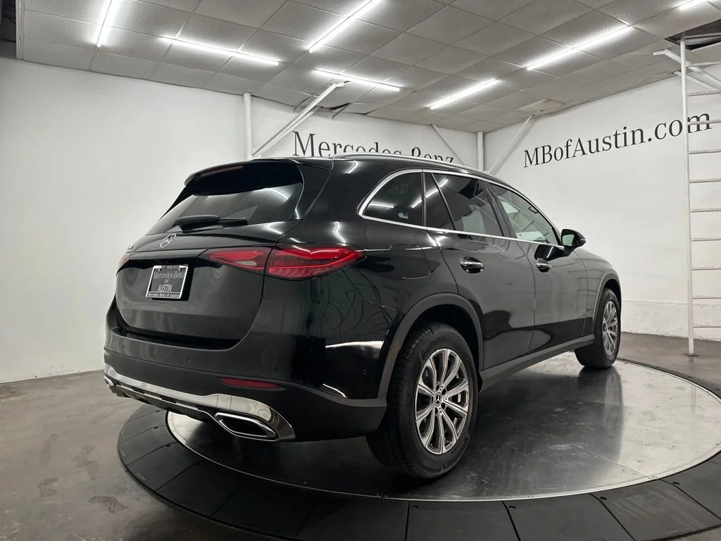 New 2026 Black Mercedes-Benz GLC 300 image 7