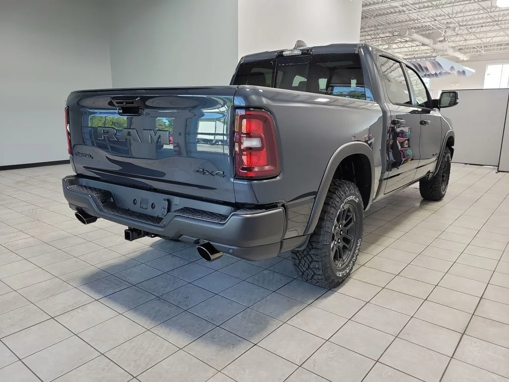 2026 RAM 1500 Rebel - Photo 7