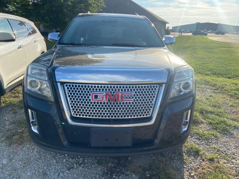 Used 2013 GMC Terrain Denali with VIN 2GKFLZE38D6336876 for sale in Alton, IL