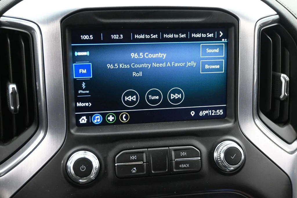 Used 2021 Black GMC Elevation image 17