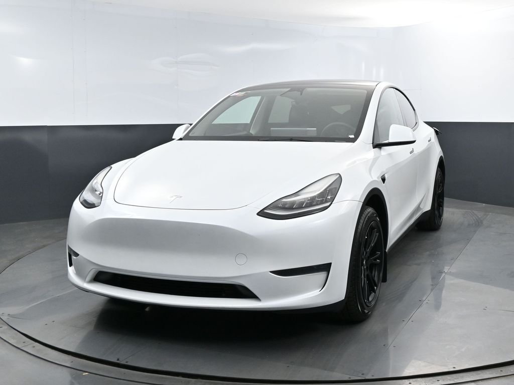 Used 2023 Tesla Model Y Long Range with VIN 7SAYGDEE1PA086487 for sale in Santa Clarita, CA