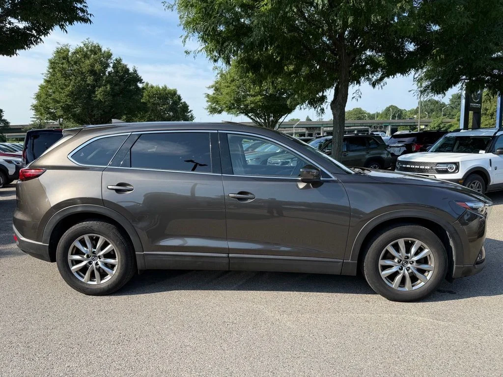 Used 2018 Silver Mazda Touring image 8