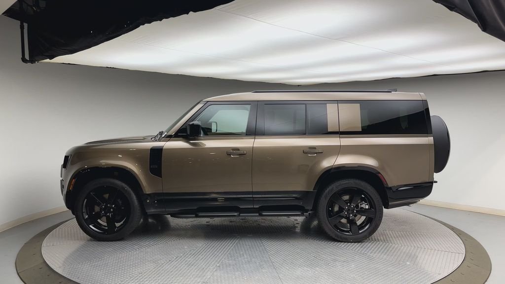 New 2026 Gondwana Stone LAND ROVER X-Dynamic SE image 5