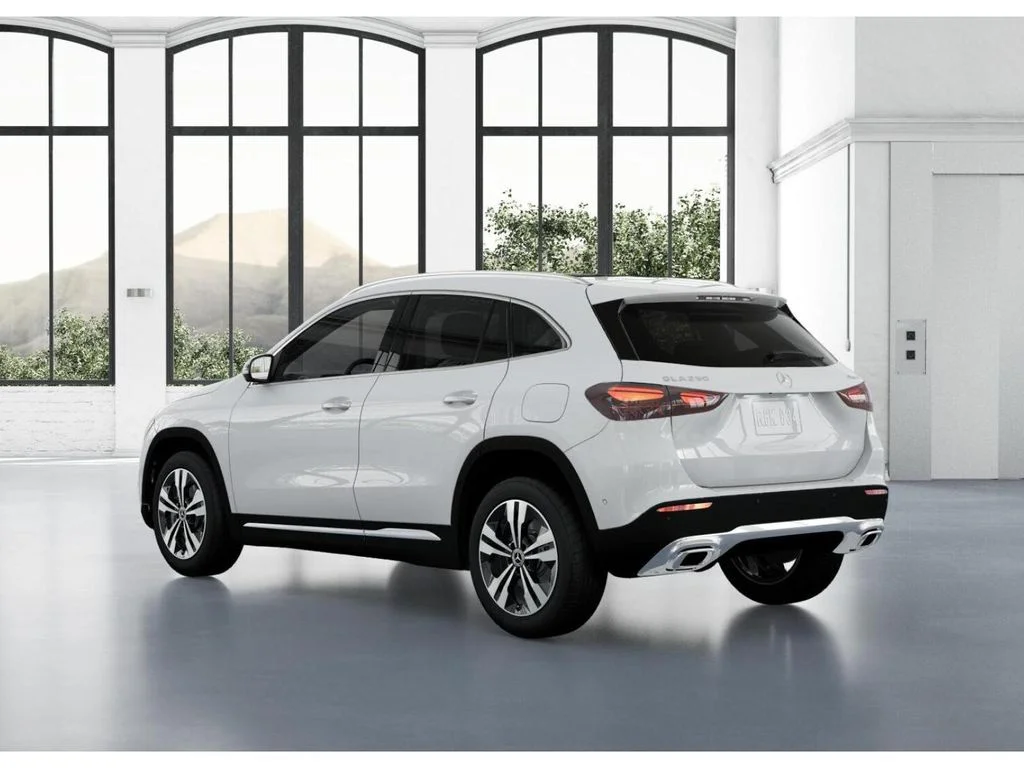 New 2026 White Mercedes-Benz GLA 250 image 29