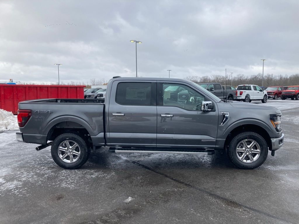 Used 2025 Gray Ford XLT image 4