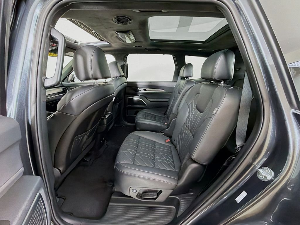 Used 2024 Gravity Gray Kia SX Prestige X-Line image 26