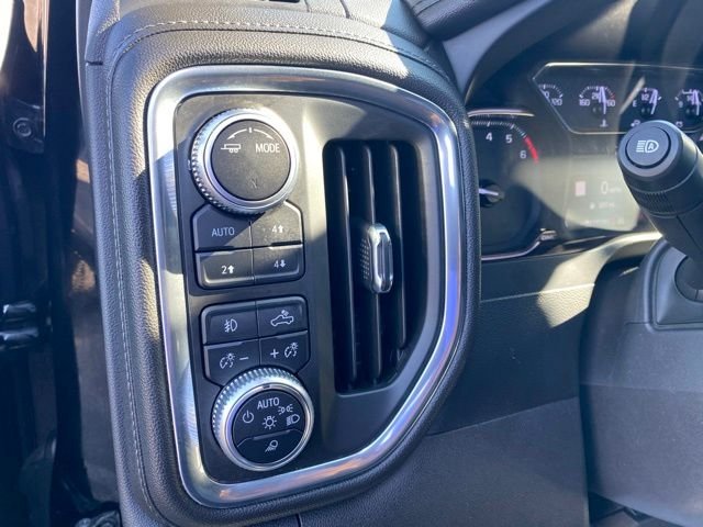 Used 2020 Black GMC SLT image 16