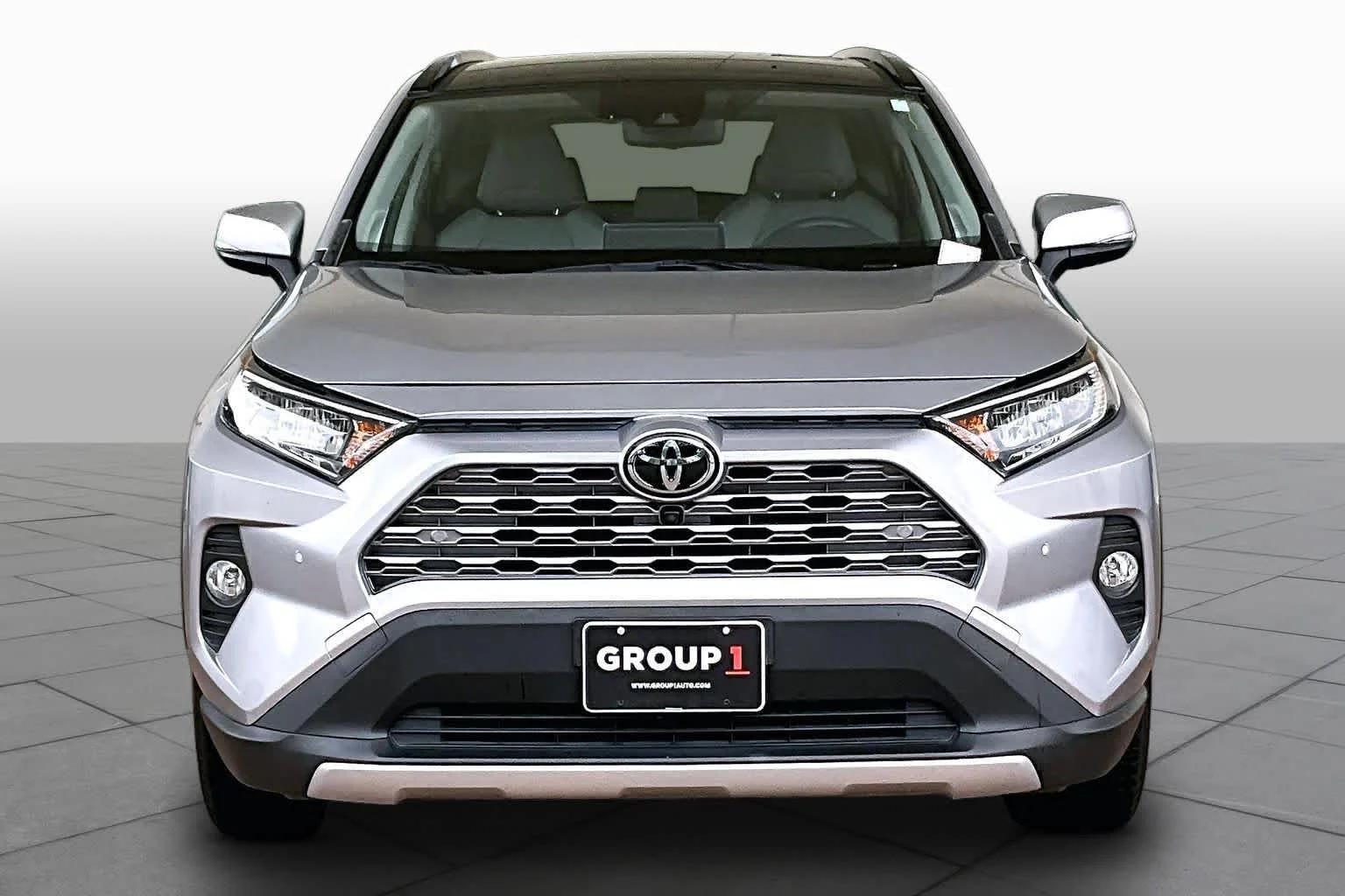 Used 2020 Silver Sky Metallic Toyota Limited image 4