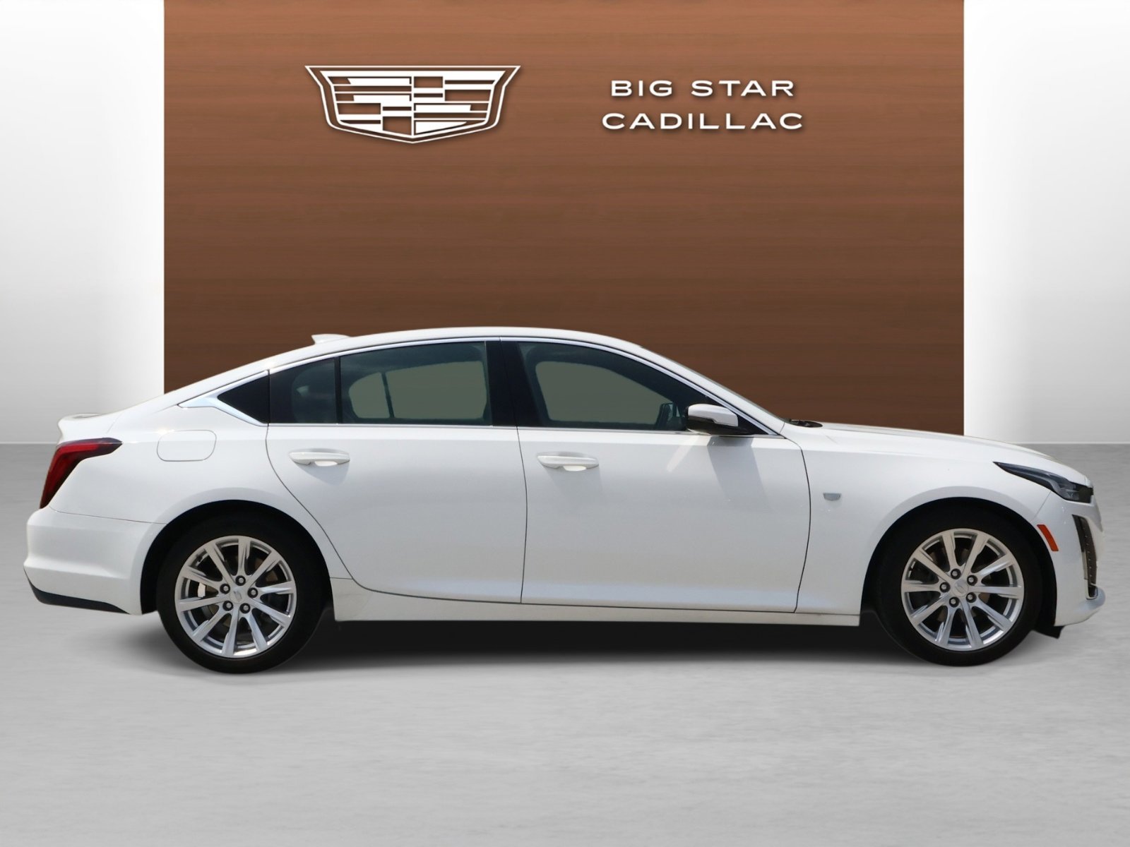 2023 Cadillac CT5 Luxury - Photo 5