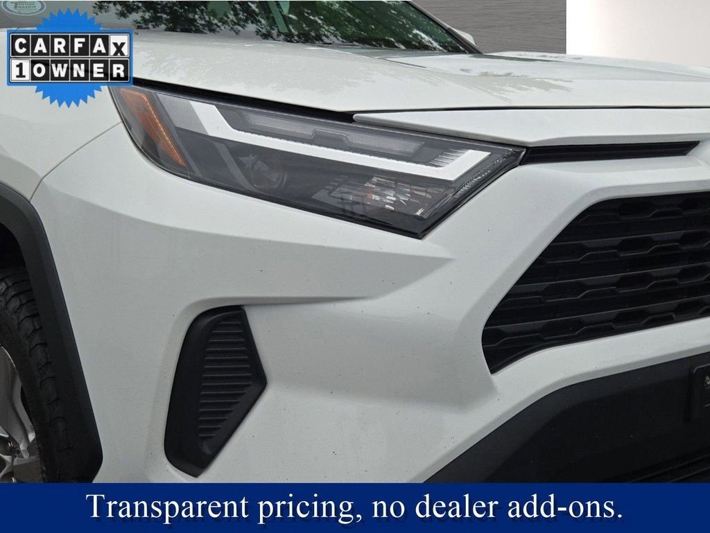 Used 2022 White Toyota XLE image 2
