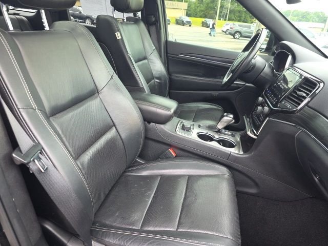 Used 2021 Diamond Black Jeep Limited image 13