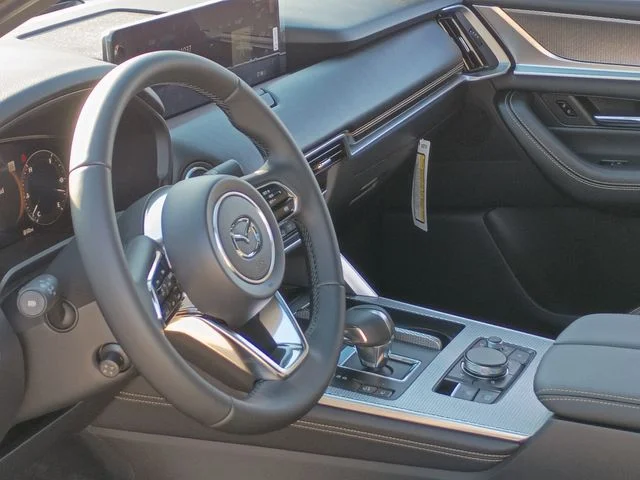 2026 Mazda CX-70 Premium Package - Photo 13