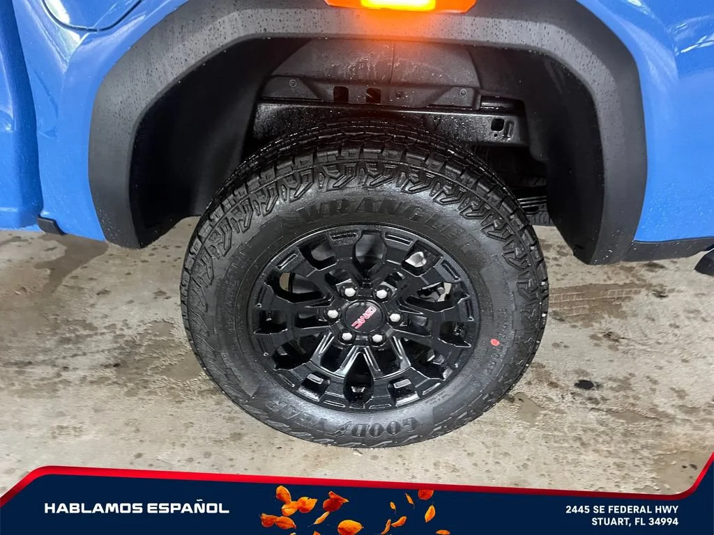 New 2026 Rapids Metallic GMC Elevation image 9