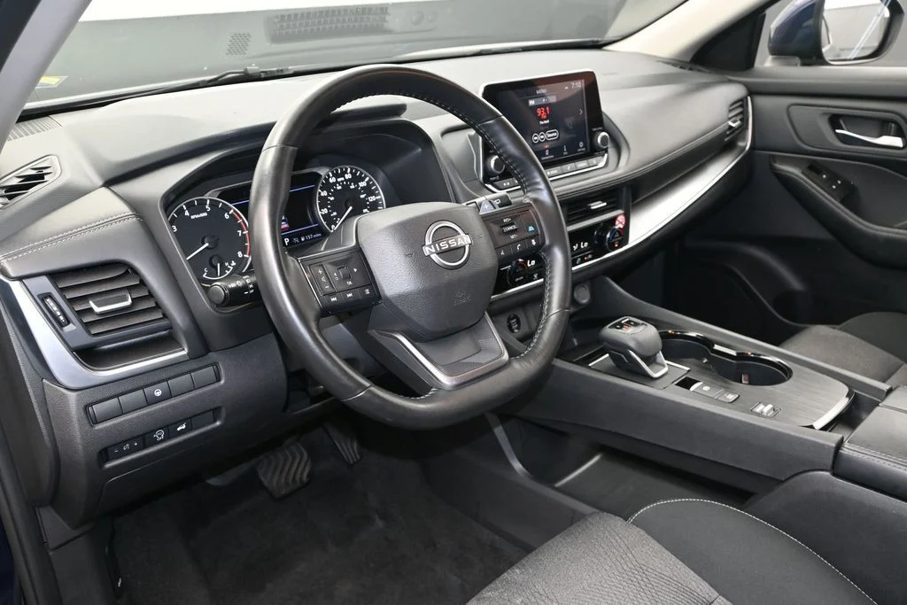 Used 2025 Blue Nissan SV image 20