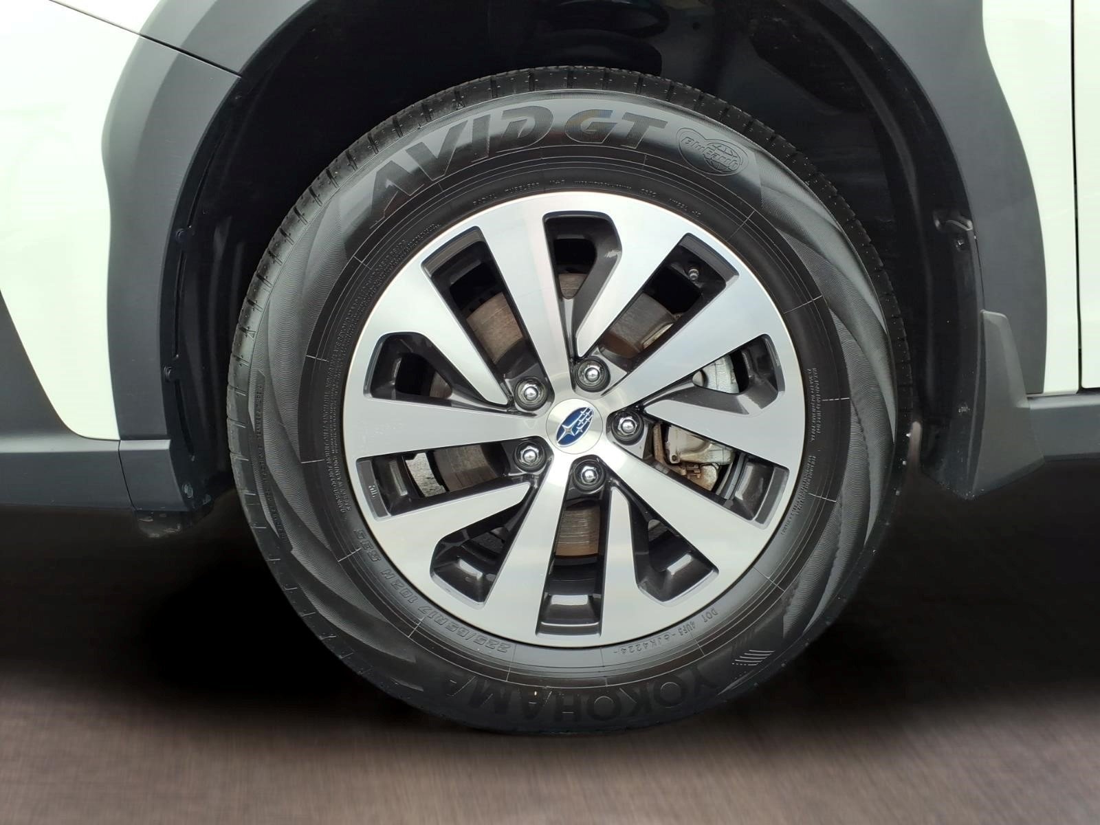Certified Used 2025 Crystal White Pearl Whc Subaru Premium image 10